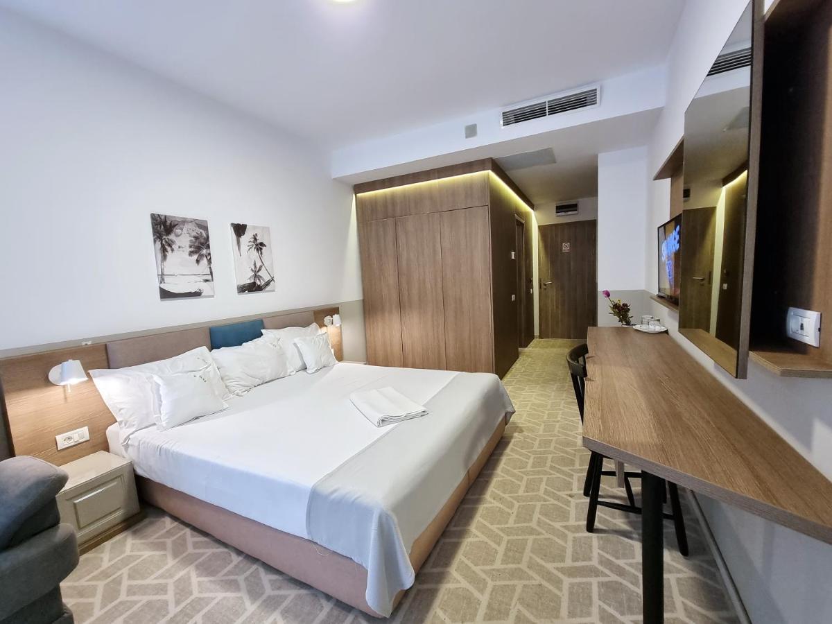 Hotel Clas Mamaia Nord Navodari Exterior photo