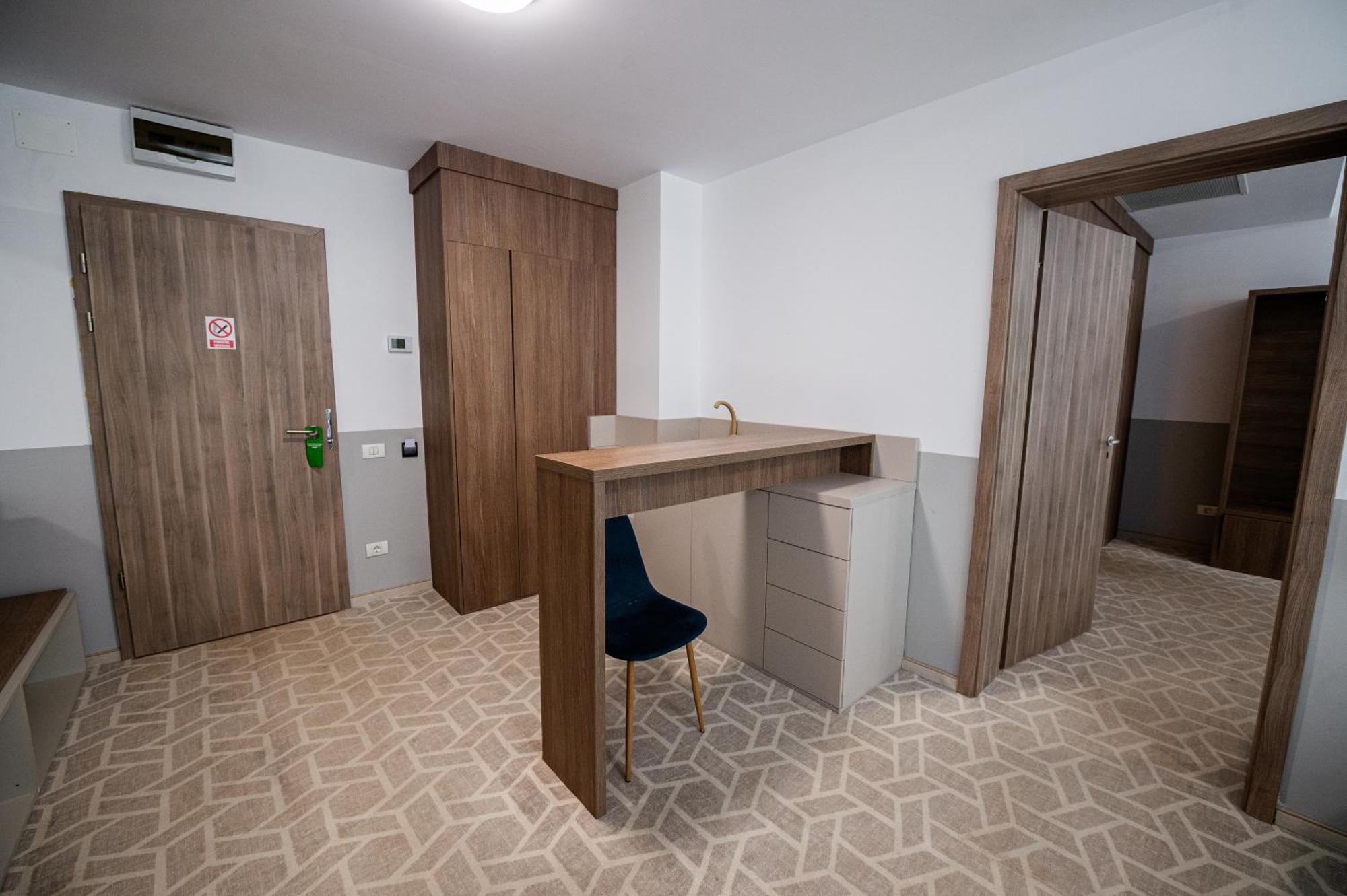 Hotel Clas Mamaia Nord Navodari Exterior photo