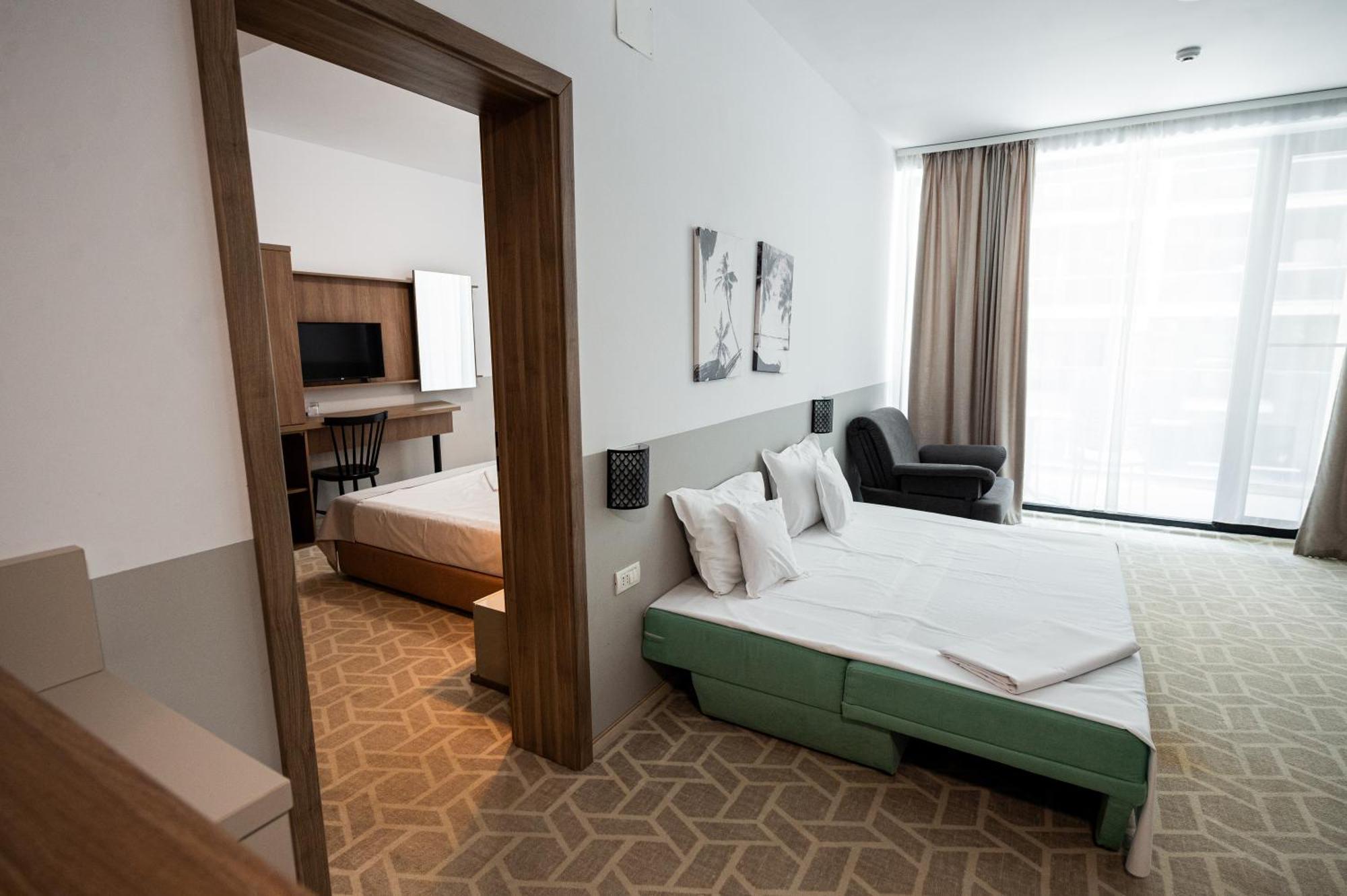 Hotel Clas Mamaia Nord Navodari Exterior photo