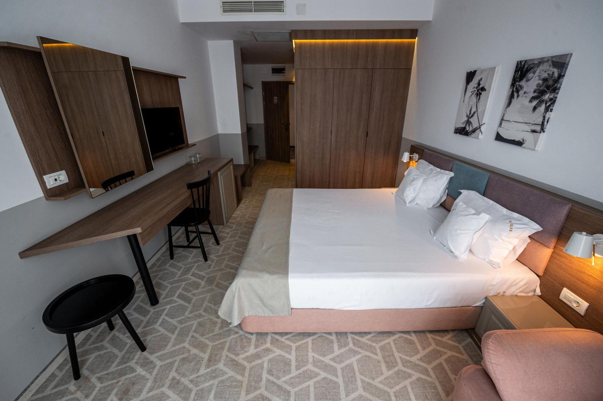 Hotel Clas Mamaia Nord Navodari Exterior photo